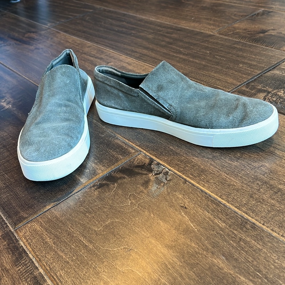 Vince Olive Smoke Suede Slip On Sneaker Size 9